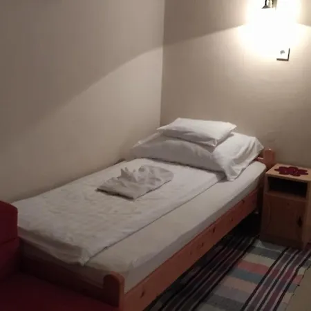 ゲストハウス Koos Vendeghaz 3*