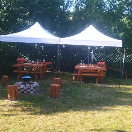 ゲストハウス Koos Vendeghaz Uppony