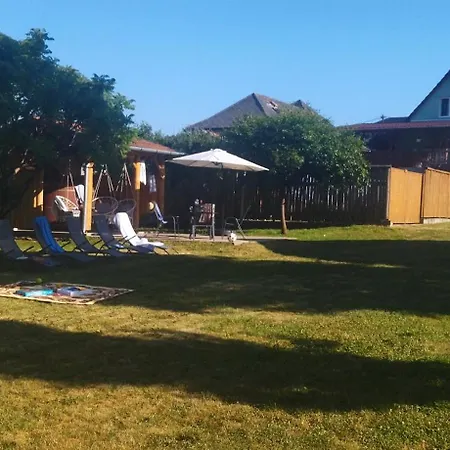 Koos Vendeghaz ゲストハウス Uppony