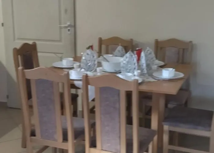 Koos Vendeghaz 3*